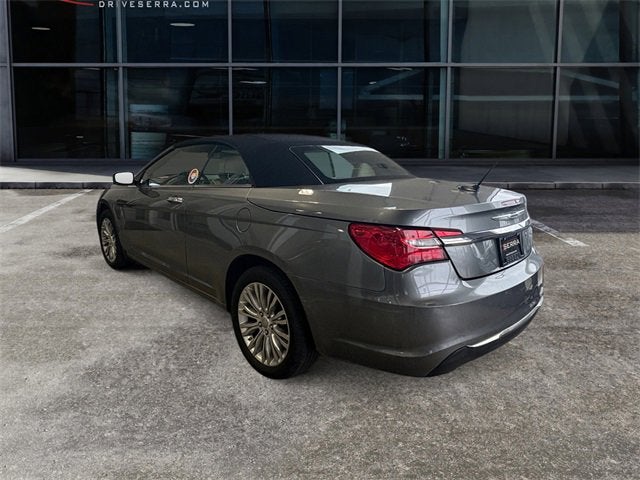 2011 Chrysler 200 Limited