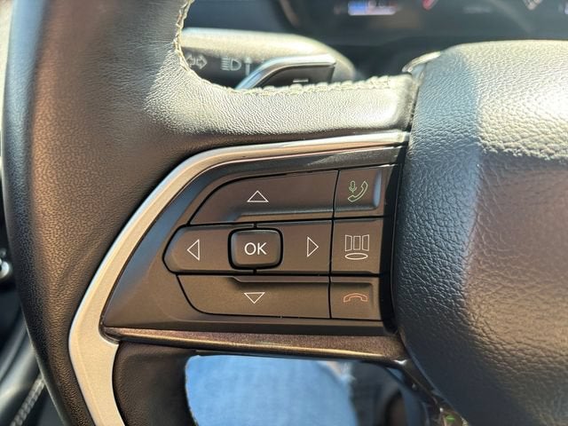 2022 Jeep Grand Cherokee L Laredo