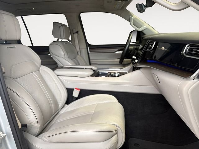 2023 Jeep Grand Wagoneer Series II