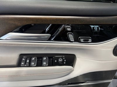 2023 Jeep Grand Wagoneer Series II