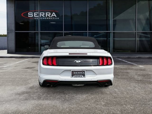 2021 Ford Mustang EcoBoost