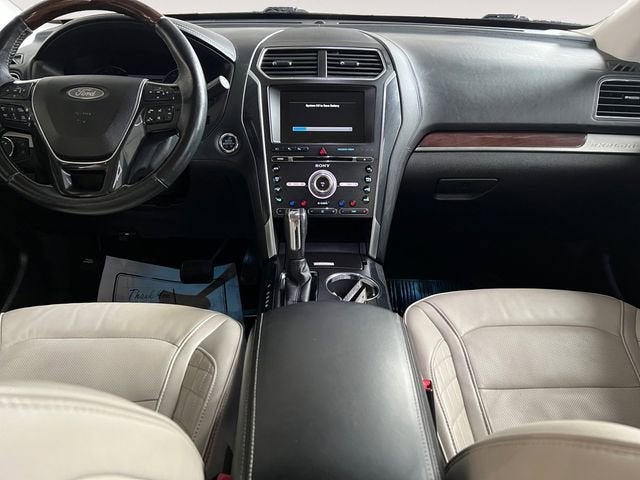 2017 Ford Explorer Platinum