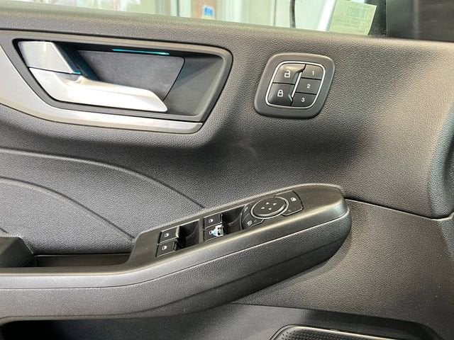 2021 Ford Escape Titanium