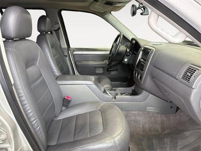 2003 Ford Explorer XLT