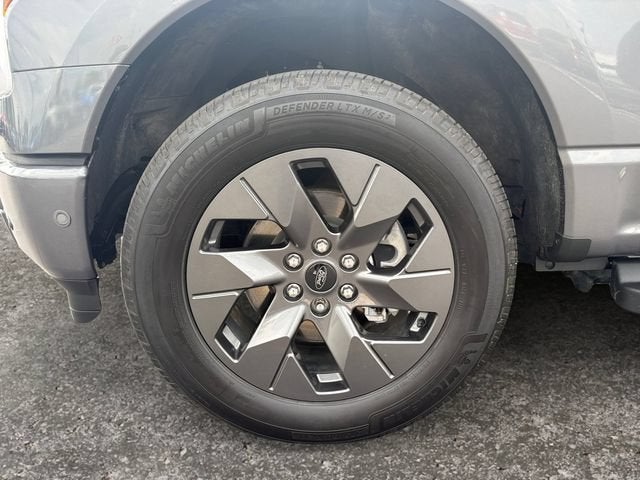 2022 Ford F-150 Lightning Pro