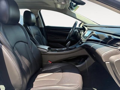 2017 Buick LaCrosse Essence