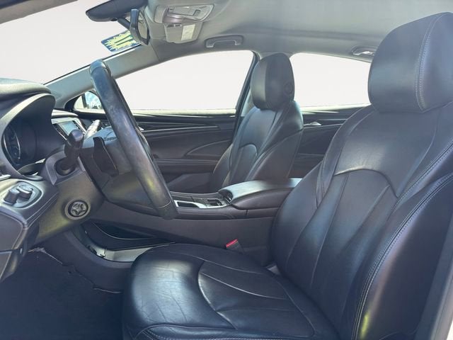 2017 Buick LaCrosse Essence