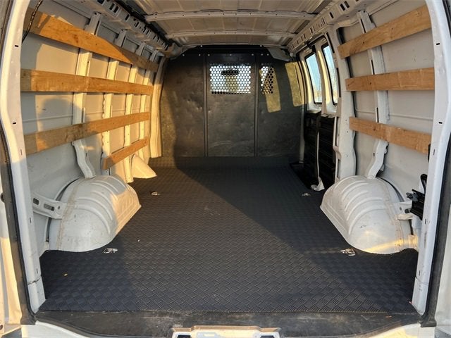 2024 Chevrolet Express Cargo 2500 WT