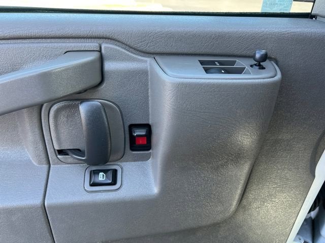 2023 Chevrolet Express Cargo 2500 WT