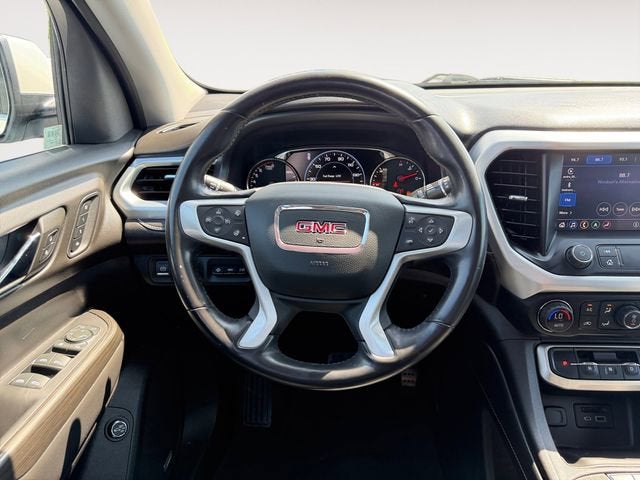 2022 GMC Acadia SLT