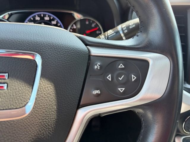 2022 GMC Acadia SLT