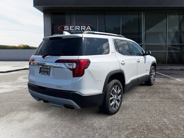 2022 GMC Acadia SLT