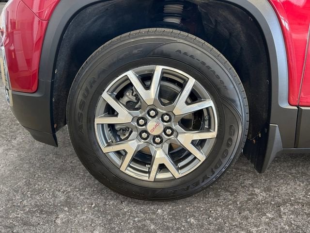 2022 GMC Acadia SLT
