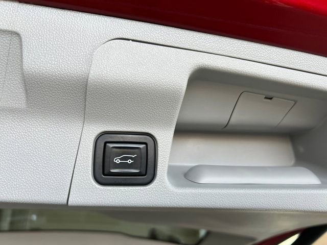 2022 GMC Acadia SLT