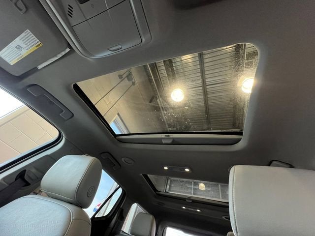 2022 GMC Acadia SLT