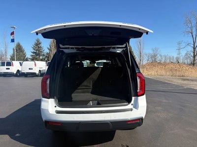 2024 GMC Yukon SLT