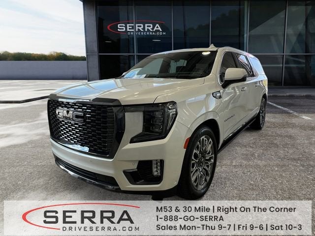 2023 GMC Yukon Denali Ultimate AWD's photo