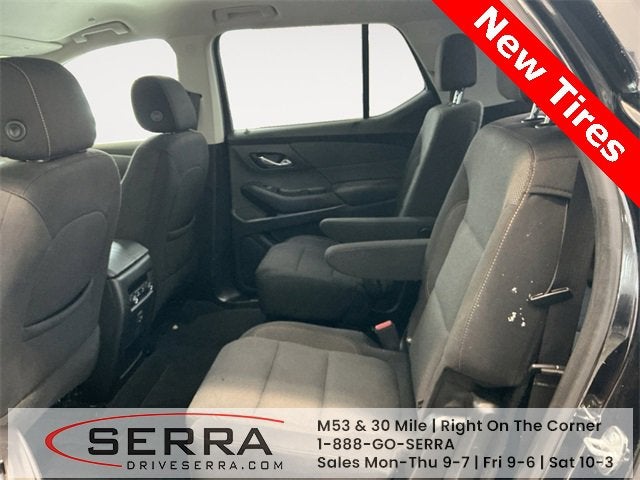 2021 Chevrolet Traverse LT Cloth