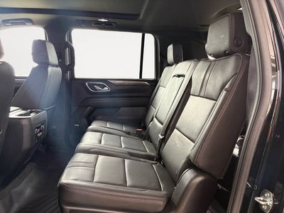 2023 Chevrolet Suburban RST