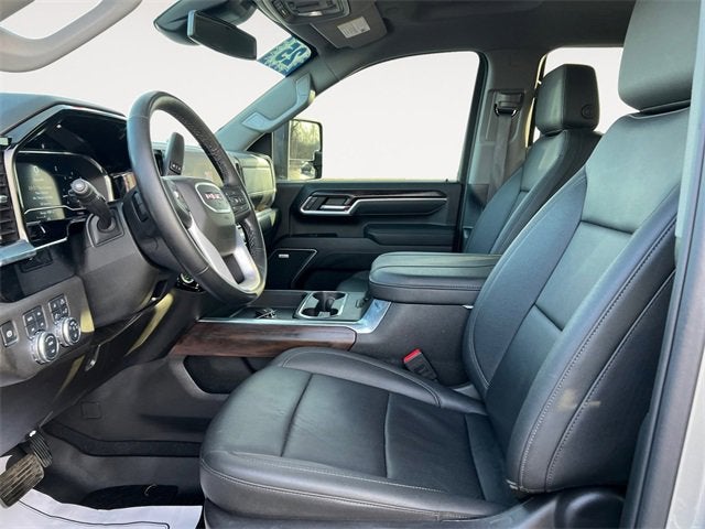 2025 GMC Sierra 3500 HD SLT