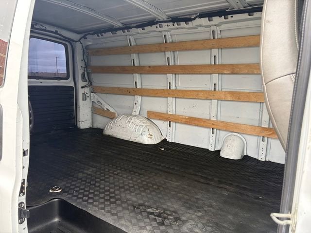 2021 GMC Savana Cargo 2500 Work Van