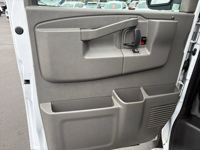 2021 GMC Savana Cargo 2500 Work Van