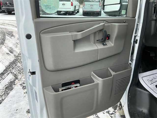 2023 GMC Savana Cargo 2500 Work Van