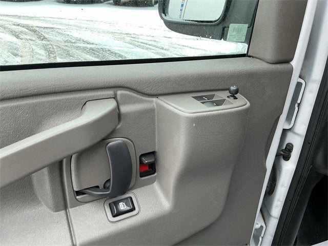 2023 GMC Savana Cargo 2500 Work Van