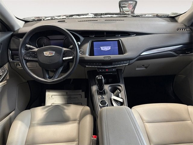 2023 Cadillac XT4 Luxury