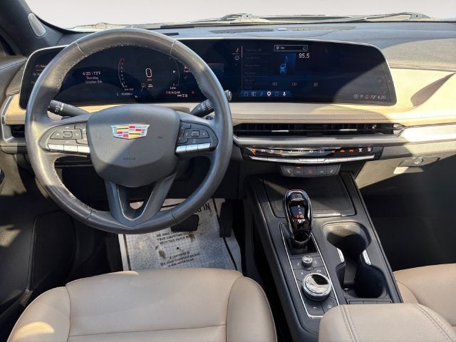 2024 Cadillac XT4 Luxury