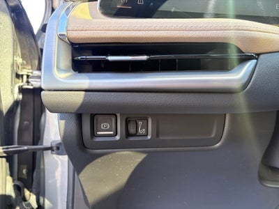 2024 Cadillac XT4 Luxury