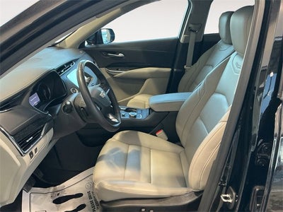 2023 Cadillac XT4 Premium Luxury