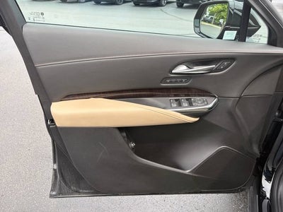 2025 Cadillac XT4 Premium Luxury