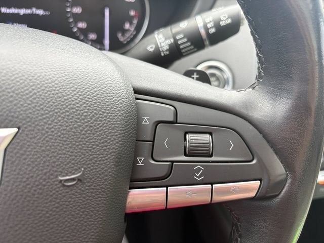2021 Cadillac XT4 AWD Premium Luxury