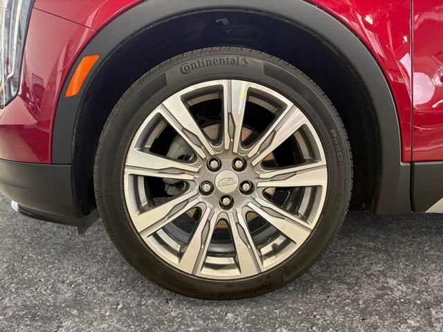2023 Cadillac XT4 Premium Luxury