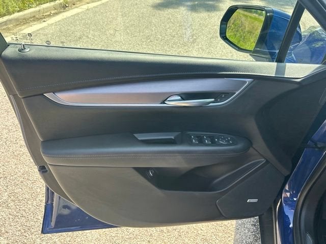 2023 Cadillac XT5 AWD Luxury