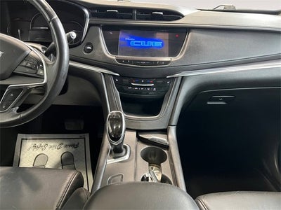 2017 Cadillac XT5 Luxury FWD