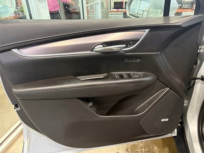 2017 Cadillac XT5 Luxury FWD