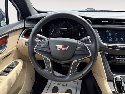 2019 Cadillac XT5 Luxury FWD