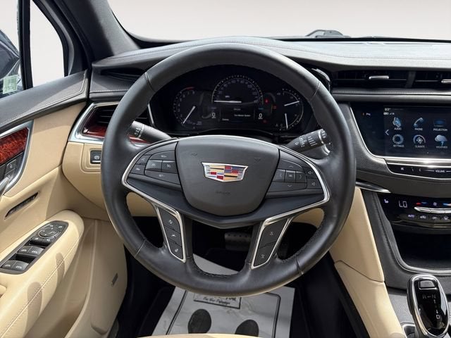 2019 Cadillac XT5 Luxury FWD