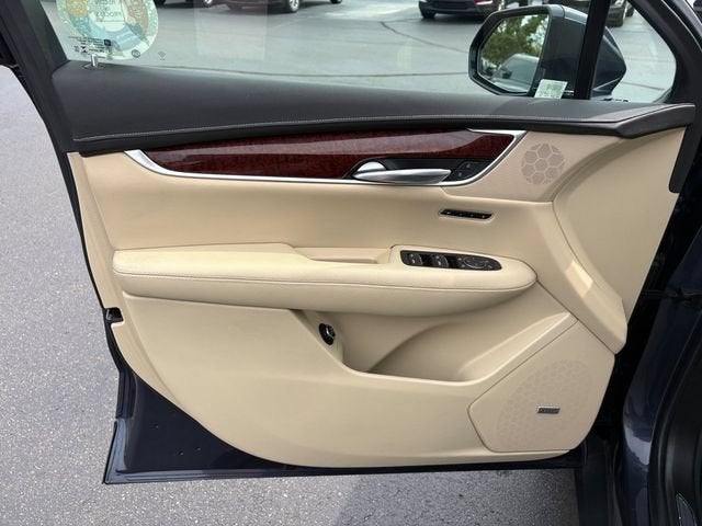 2019 Cadillac XT5 Luxury FWD