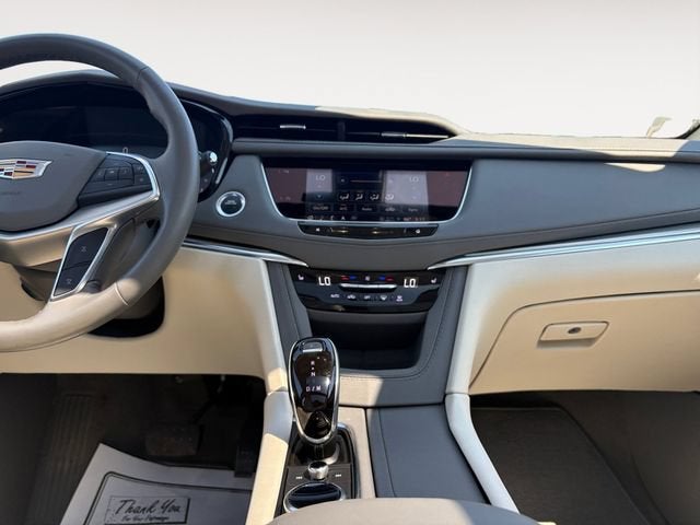 2024 Cadillac XT5 Premium Luxury
