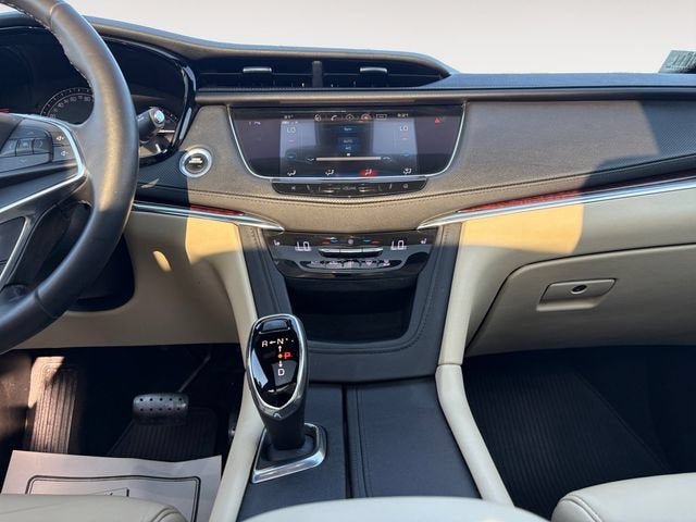 2019 Cadillac XT5 Luxury AWD