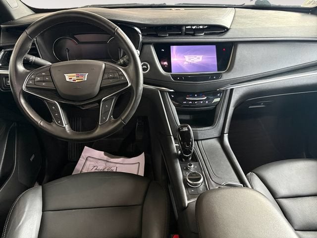 2022 Cadillac XT5 Premium Luxury