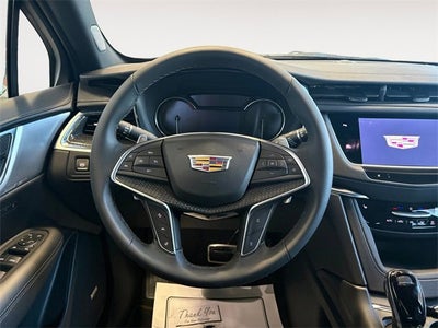 2025 Cadillac XT5 Sport