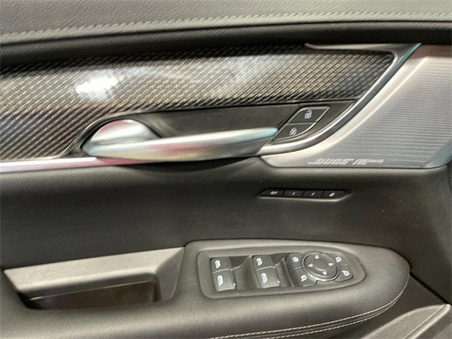 2023 Cadillac XT5 Sport