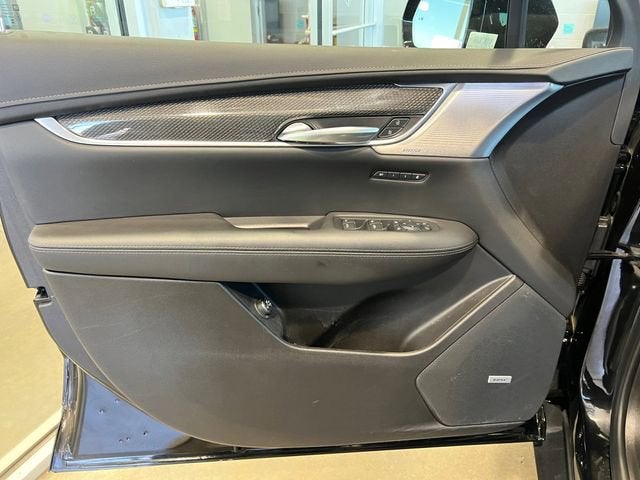 2024 Cadillac XT5 Sport