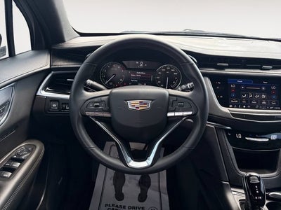 2025 Cadillac XT6 Luxury