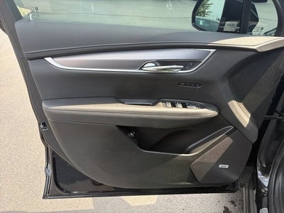 2025 Cadillac XT6 Luxury