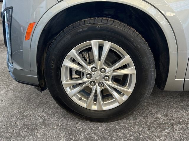 2025 Cadillac XT6 Luxury